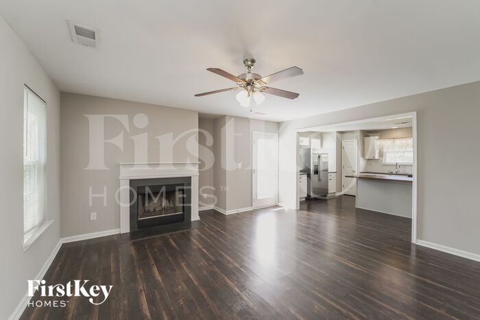 Building Photo - 507 Woodington Ln