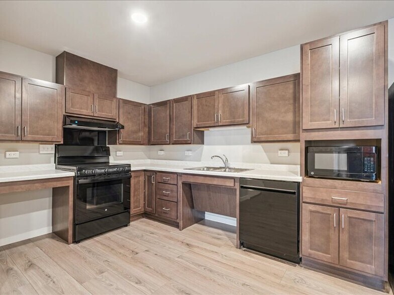 Primary Photo - ARRO Senior (55+) Apartments