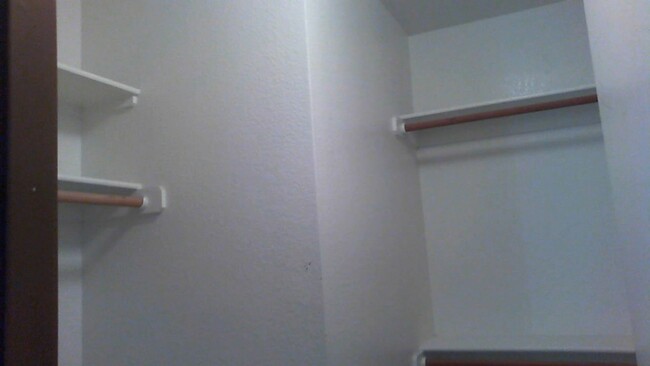 Building Photo - Non age restricted townhome available    V...