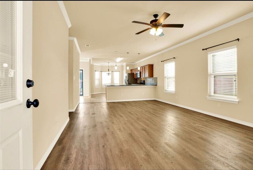 Building Photo - 4813 Pinnacle Pl