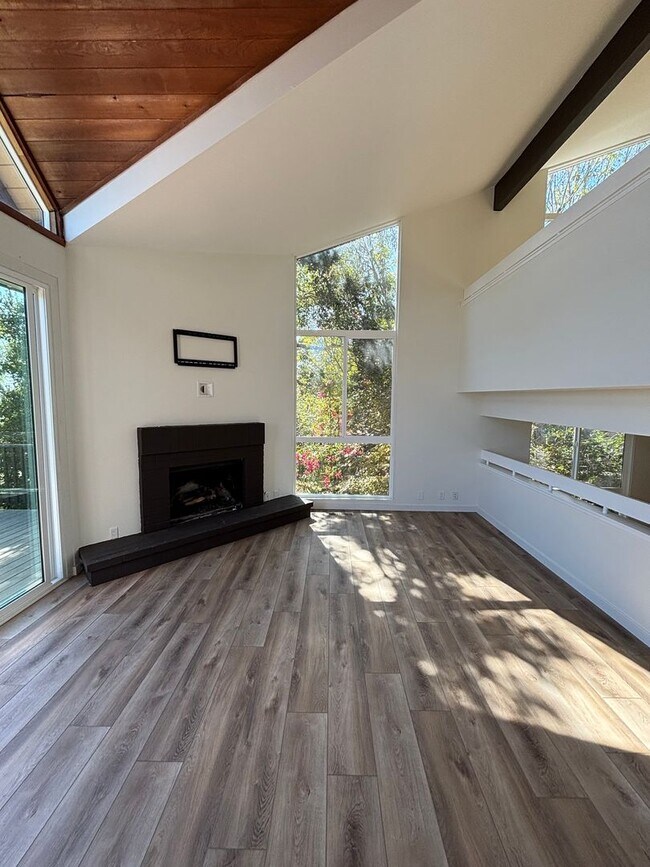 Building Photo - Updated Mission Canyon Retreat — 3BD/2.5BA with Views, Decks & Soaring Ceilings