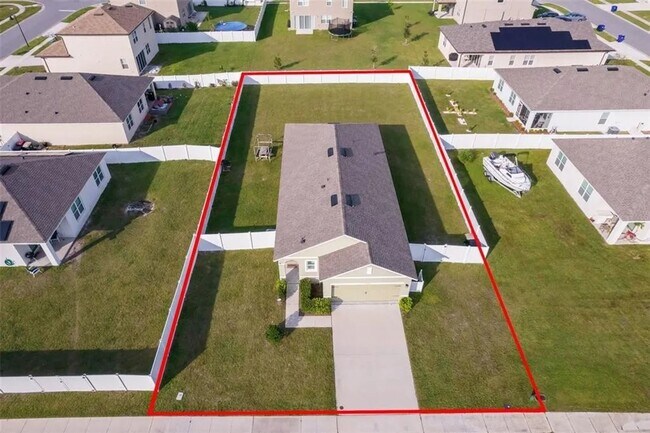 Building Photo - Clean & Newer Single Family Smart Home - N...