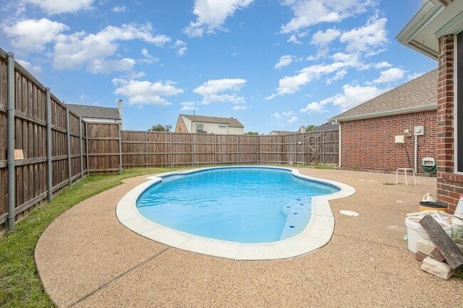 Building Photo - 7318 Harbor Dr