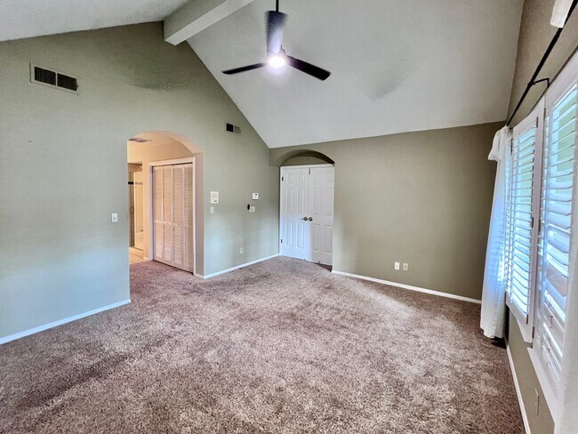 Building Photo - $3,700 Cole & Millbrook, 4 Bedroom House -...