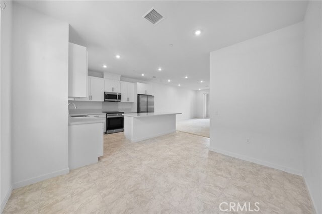 Building Photo - 109 S Laxore St