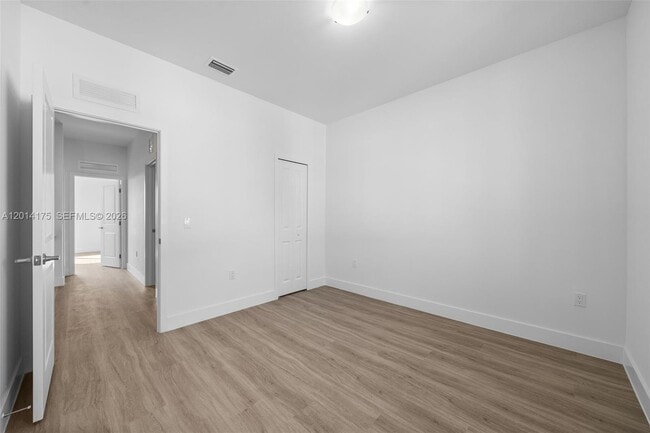 Building Photo - 1280 N Flagler Ave