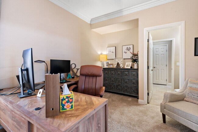Building Photo - Spacious Mountain’s Edge Home with Den, Sunroom, 3-Car Garage & Private Spa Retreat