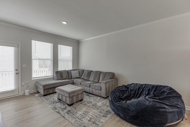 Building Photo - 6659 Corryton St