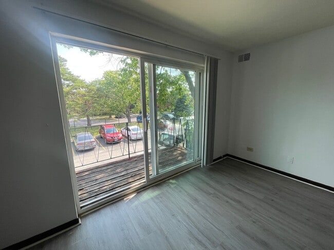Building Photo - 1703 W Mansard Ln