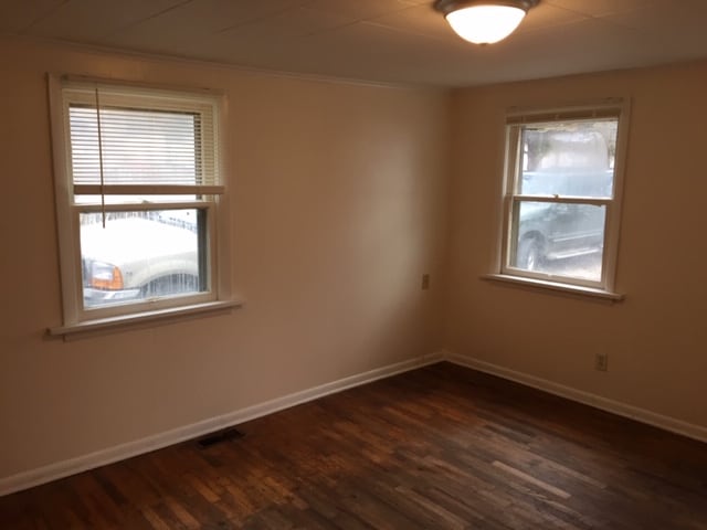 Building Photo - 507 NE Winfield Ave