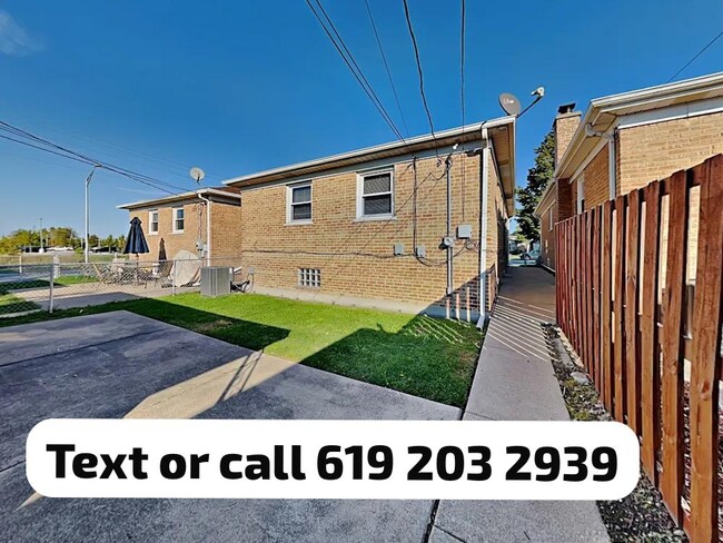 Building Photo - 7941 Long Ave