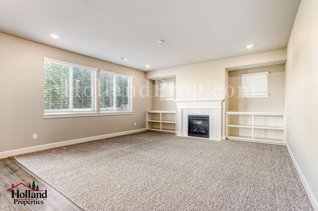 Building Photo - Beautiful 4-bedroom, 3-bathroom residence in desirable Hillsboro, OR.