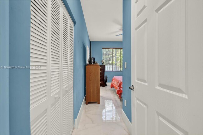 Building Photo - 8487 SW 138th Terrace
