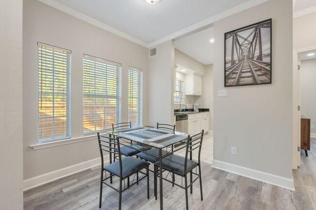 Building Photo - 101 Winter Park