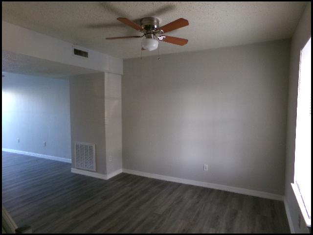 Building Photo - 101 Ellis Dr