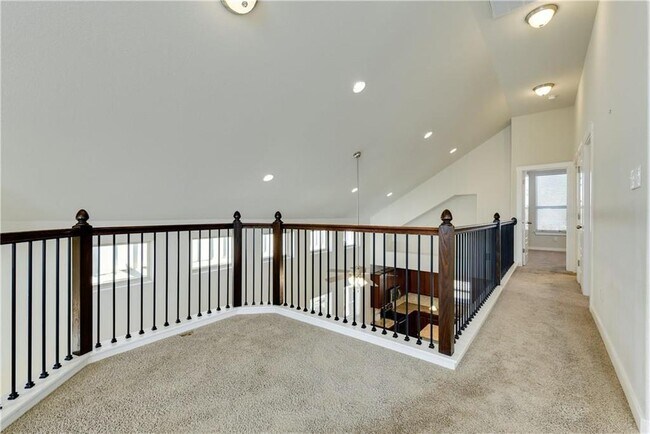 Building Photo - 3920 Kenter Crossing