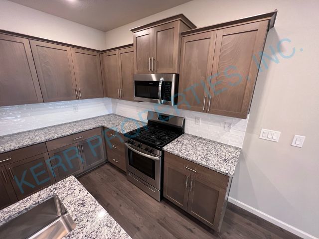 Building Photo - 37343 Sockeye St