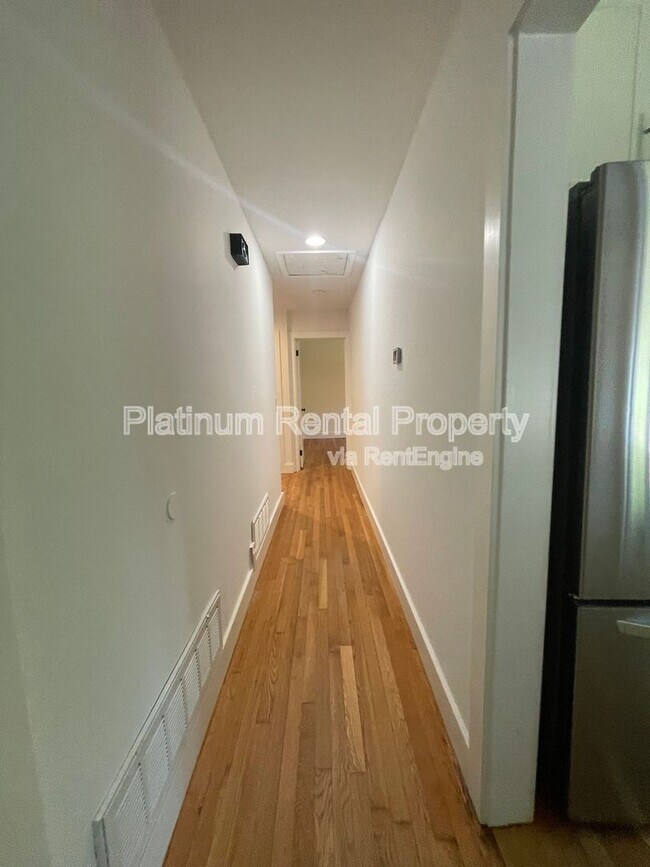 Building Photo - 3828 Donaldson Dr