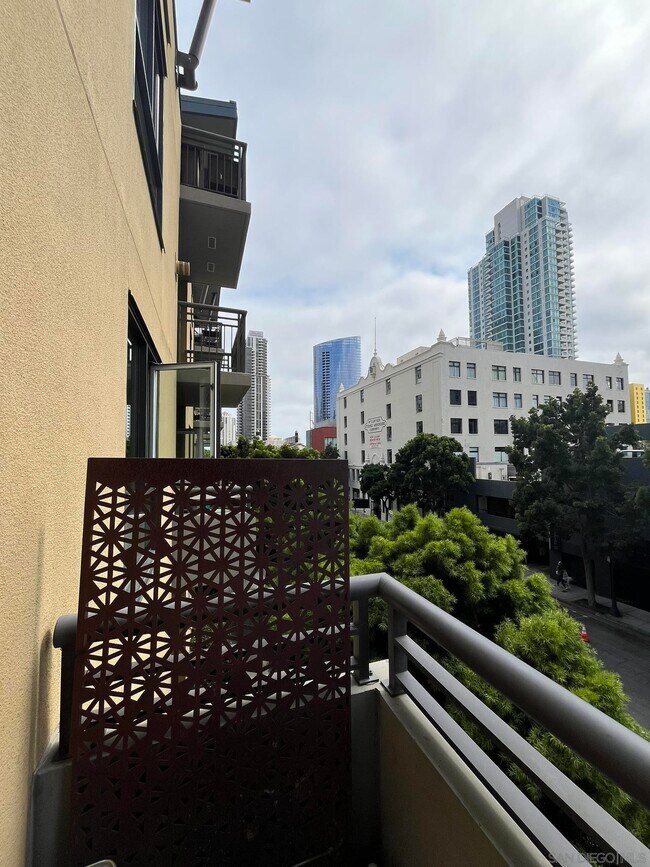 Building Photo - 1277 Kettner Blvd