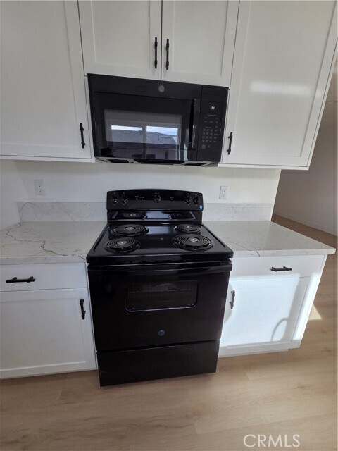 Building Photo - 34757 Ave H