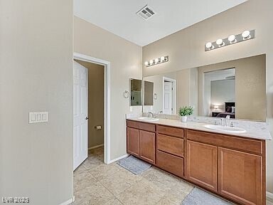 Building Photo - 9122 Island Wolf Ave