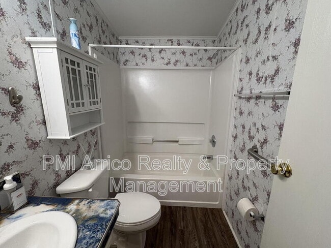 Building Photo - 3515 Zephyr Ln