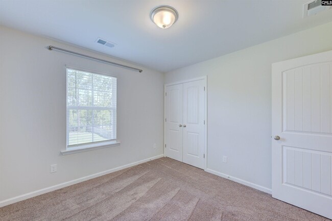 Building Photo - 151 Brockway Dr