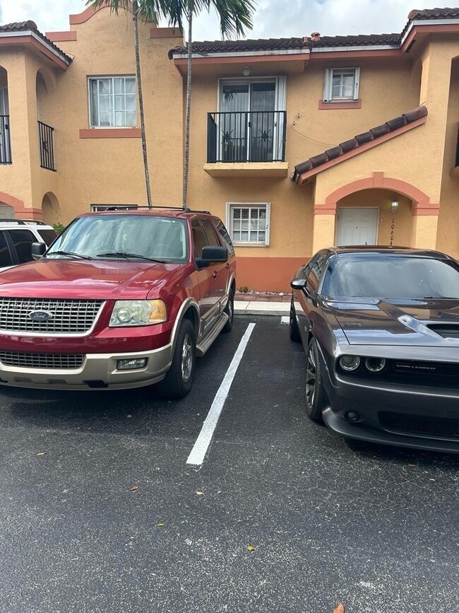 Building Photo - 10604 NW 87th Ct