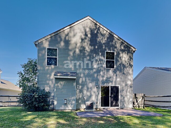 Building Photo - 355 Hennepin Dr