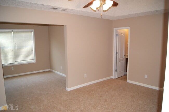 Building Photo - 848 Commerce Blvd