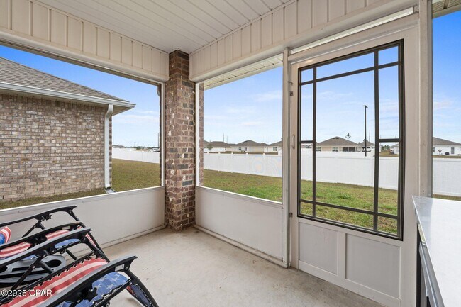 Building Photo - 6428 Slabinski Ln