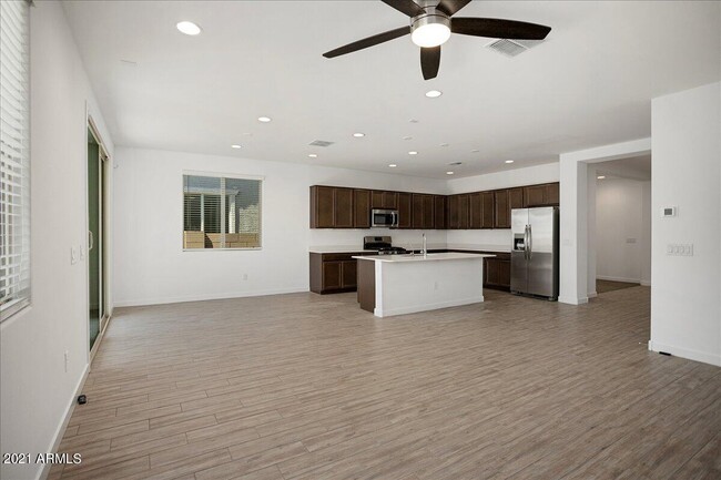 Building Photo - 24973 N 172nd Dr