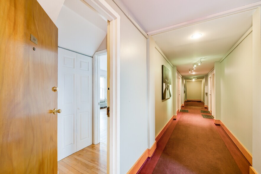 Building Photo - 2300 18th St NW