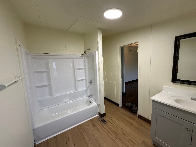 Building Photo - 917 FM247