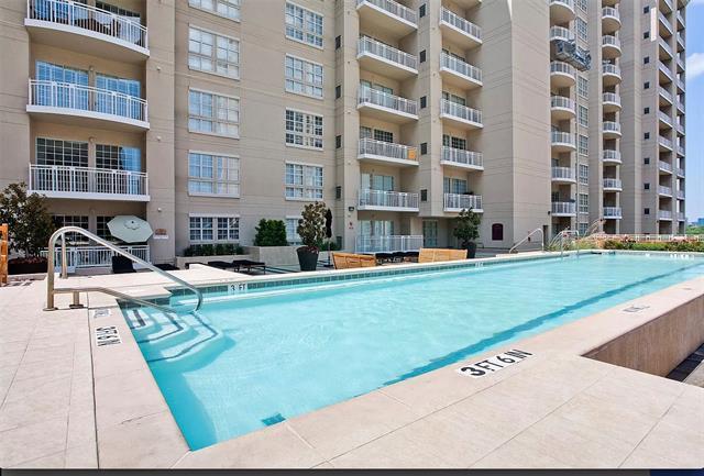 Building Photo - 3225 Turtle Creek Blvd