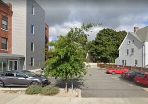 Building Photo - 10 Merrymount Rd