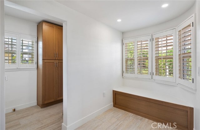 Building Photo - 3883 Degnan Blvd