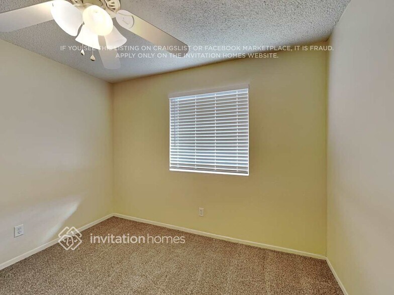 Building Photo - 246 W Kristal Way