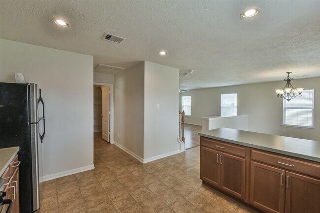 Building Photo - 7934 Blue Wahoo Ln