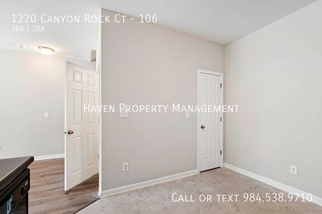 Building Photo - 1220 Canyon Rock Court