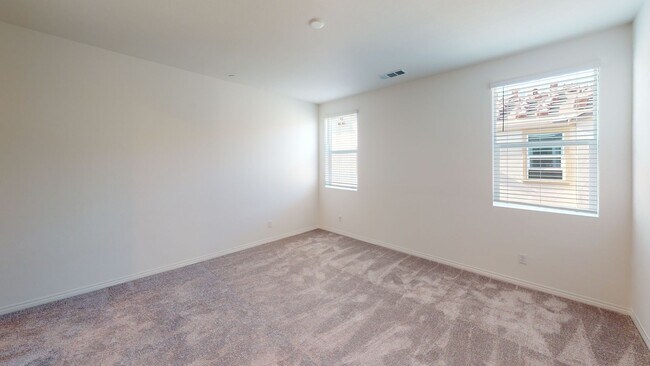 Building Photo - 15166 Horizon St