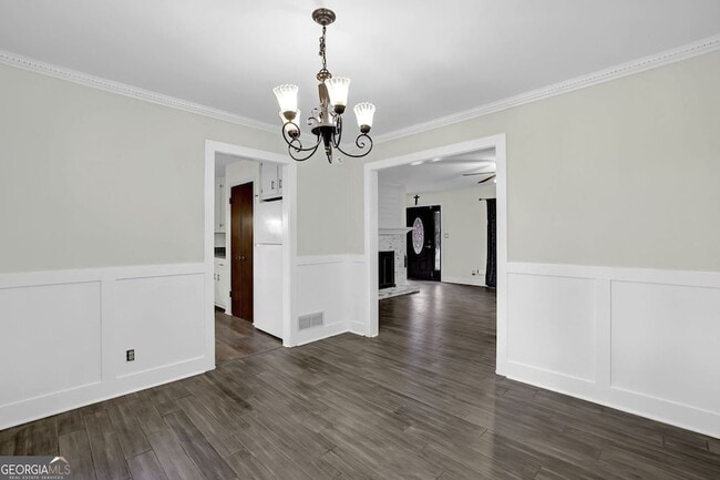 Building Photo - 2683 Ashworth Cir