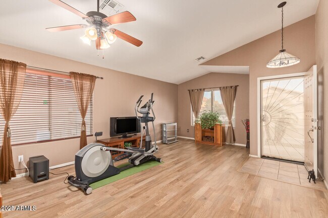 Building Photo - 5522 N Ormondo Way