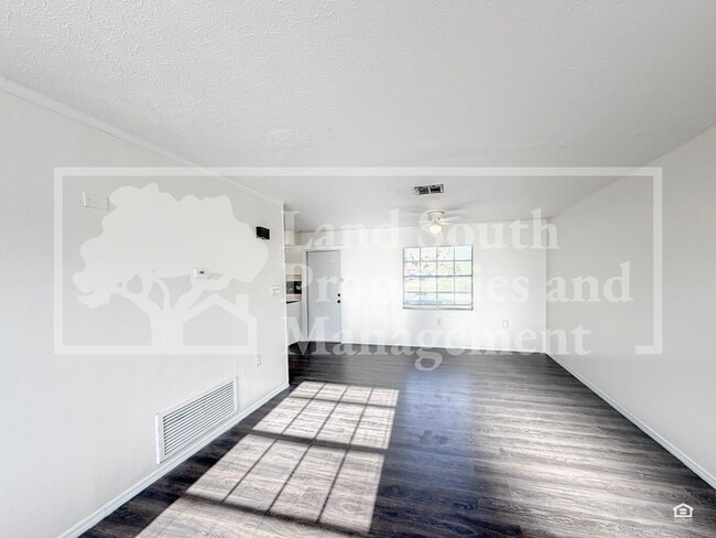 Building Photo - 724 Boyd Ct