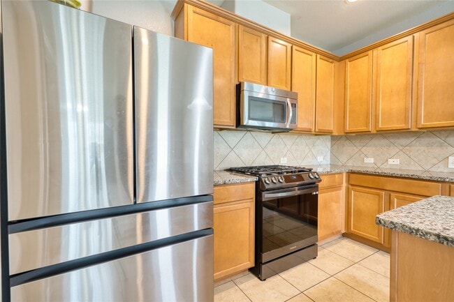 Building Photo - 4818 Seabird St