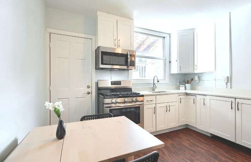Building Photo - 321 Fagley St