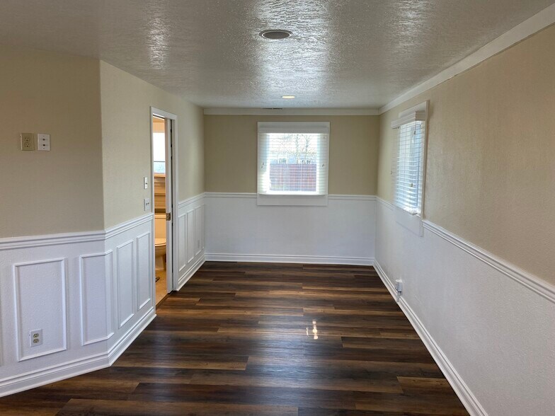 Building Photo - 1215 Shortridge St SE