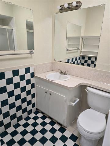 Building Photo - 4305 Hanover Dr