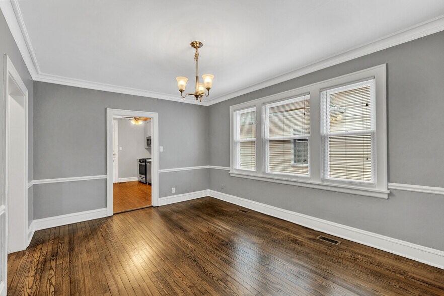 Building Photo - 1109 Cleveland St