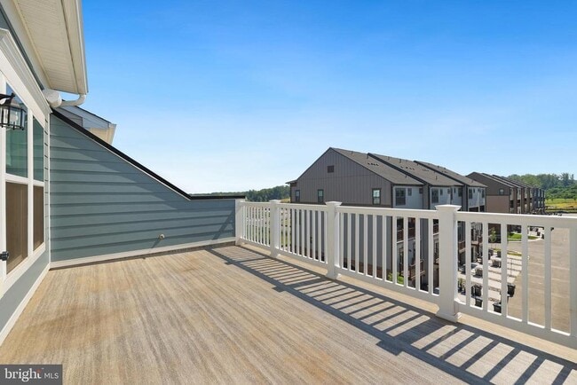 Building Photo - 1743 Riverbluff Ave